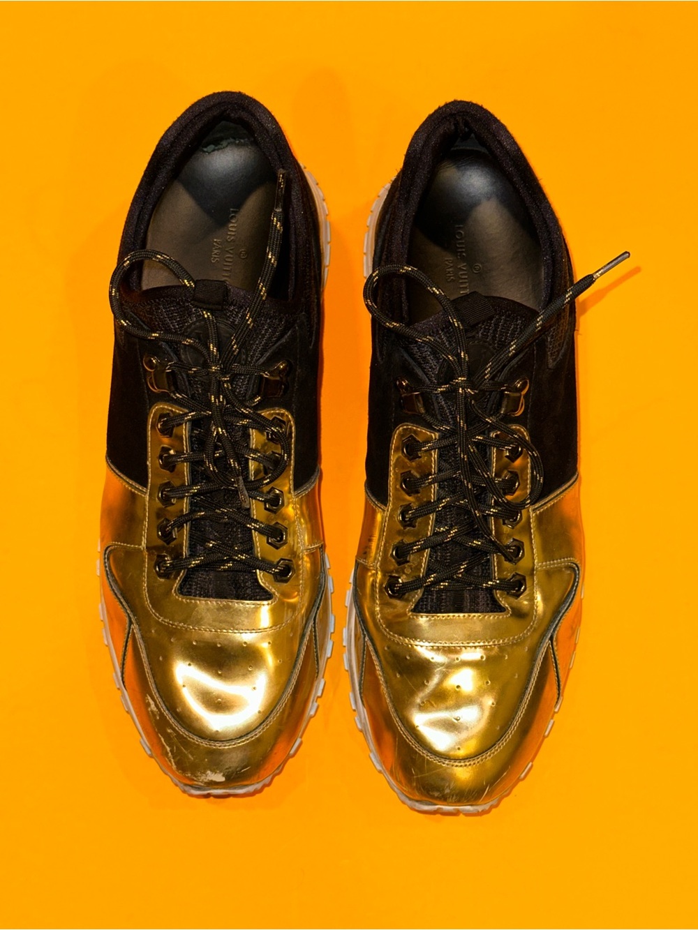 Louis Vuitton Runaway Black Gold Toe Sneakers Size 11 READ COND Made In Italy